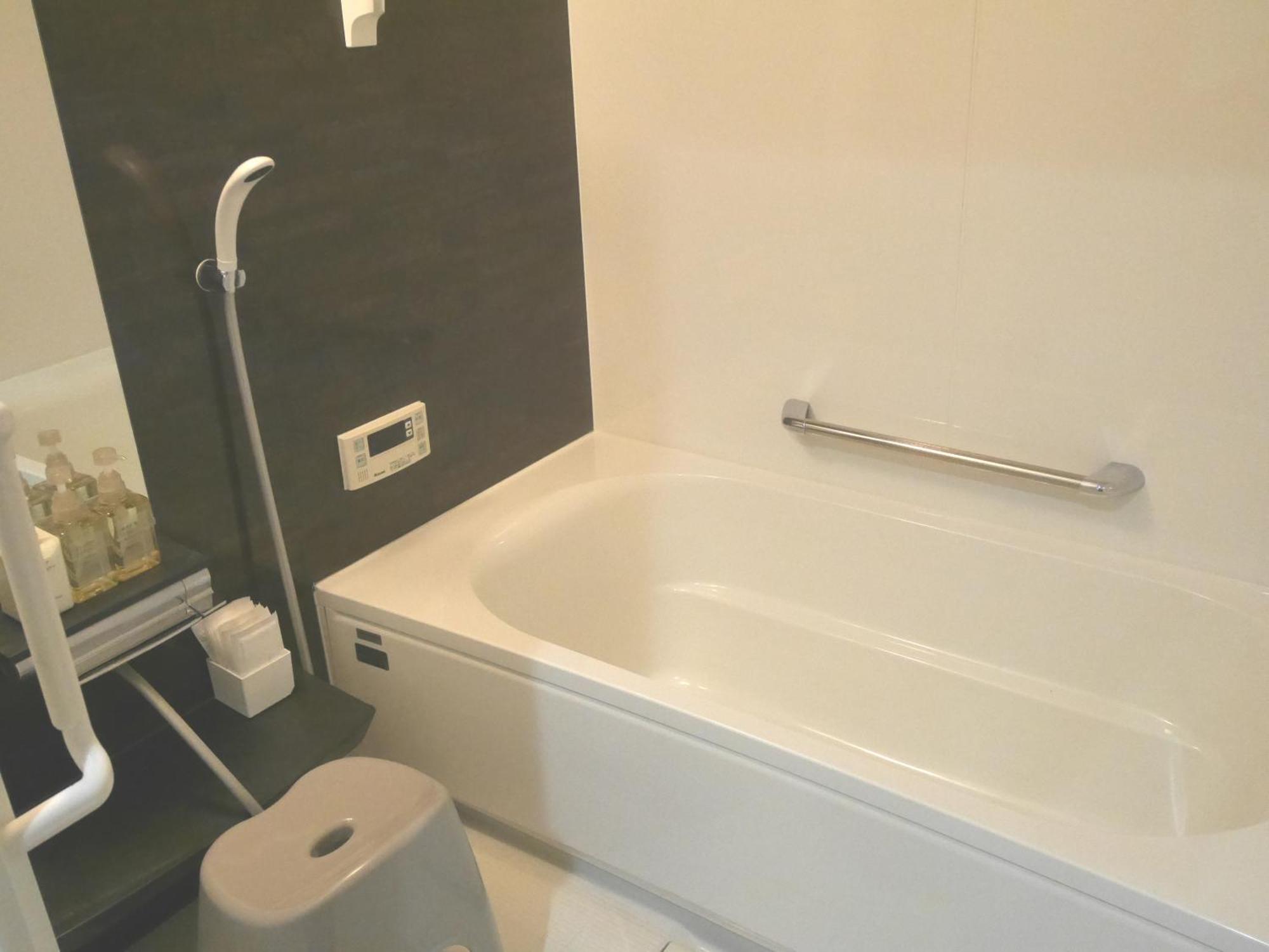 Guesthouse Grande今宮駅前 Osaka Bagian luar foto
